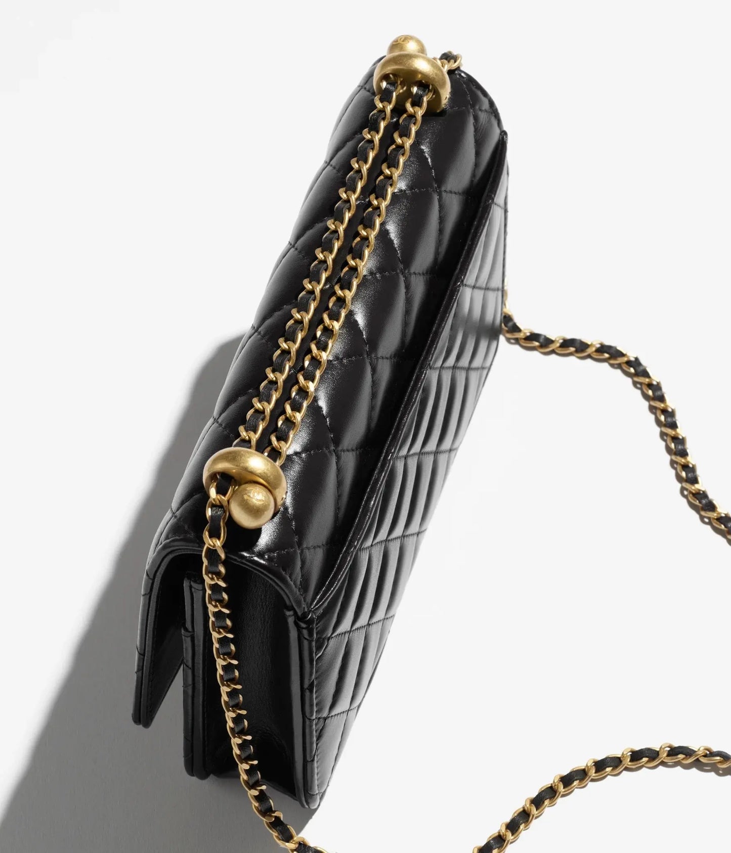 Wallet on chain Chanel