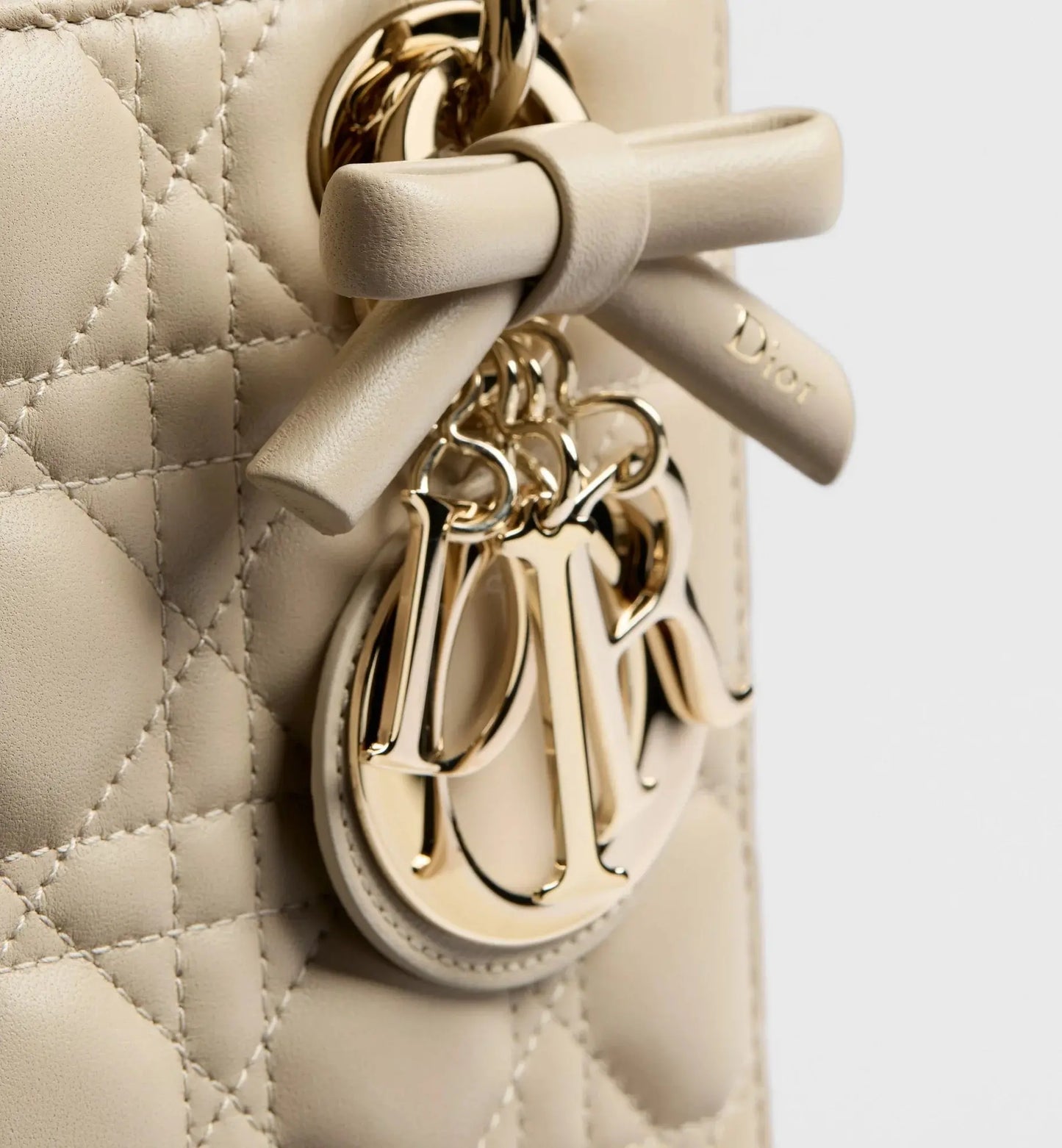 Sac Lady CD Small à bandoulière Dior