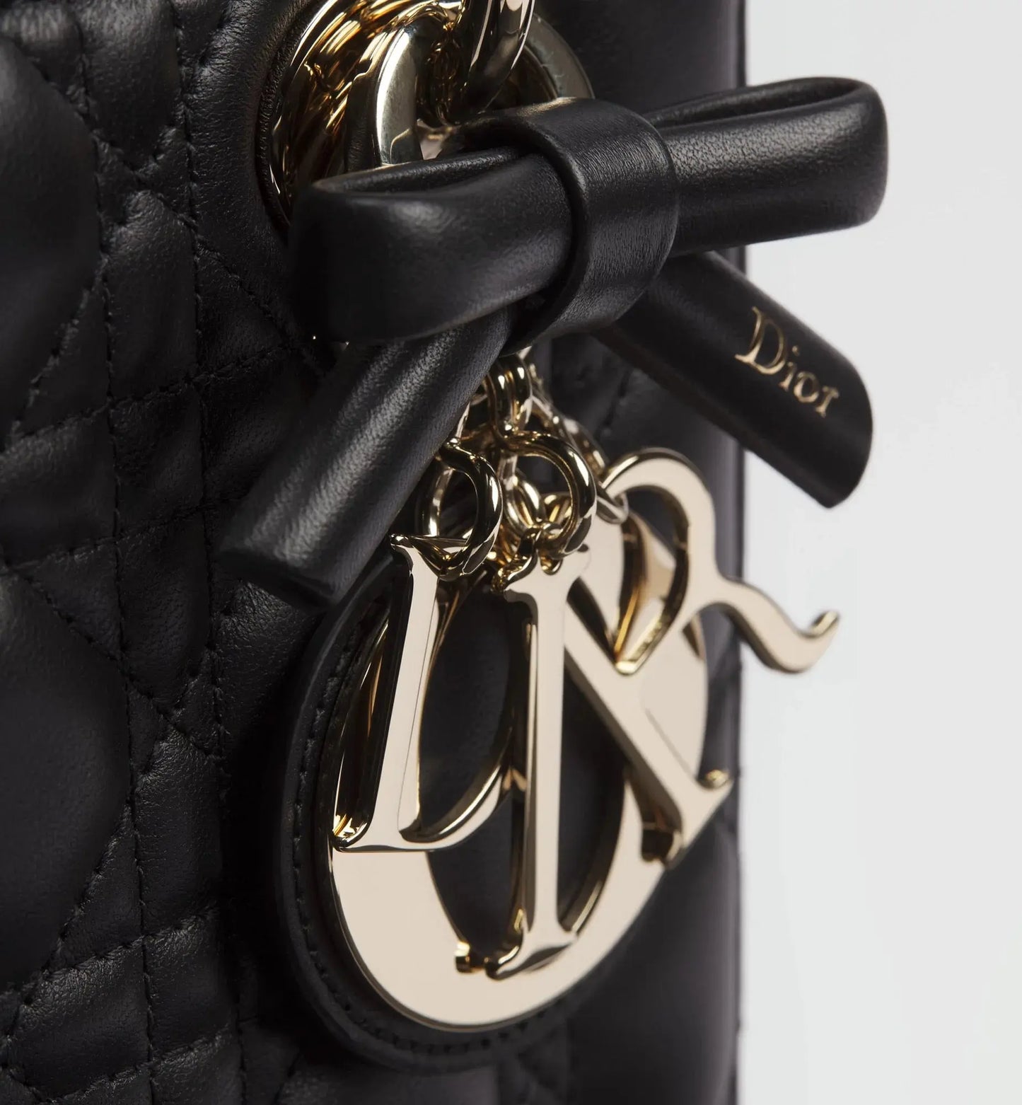 Sac Lady CD Small à bandoulière Dior