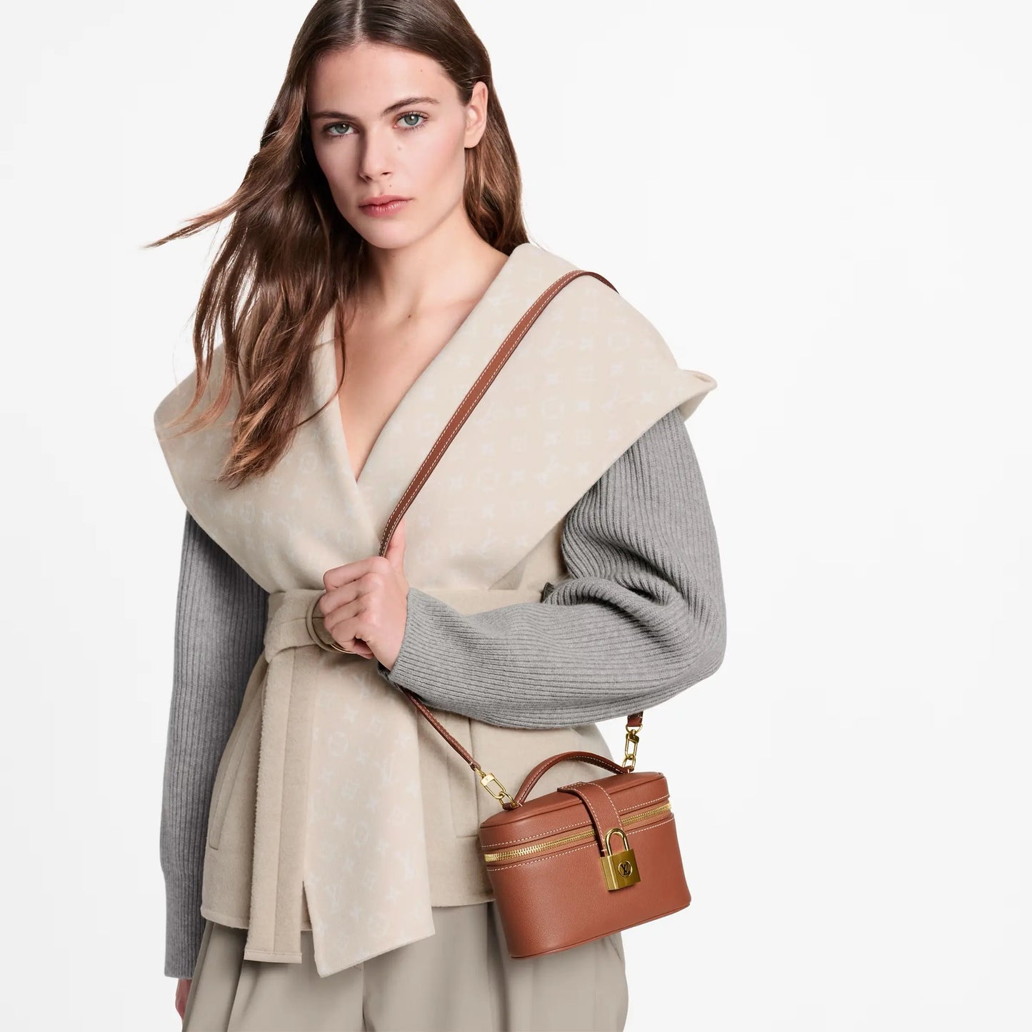 Pochette Vanity Low Key Louis vuitton