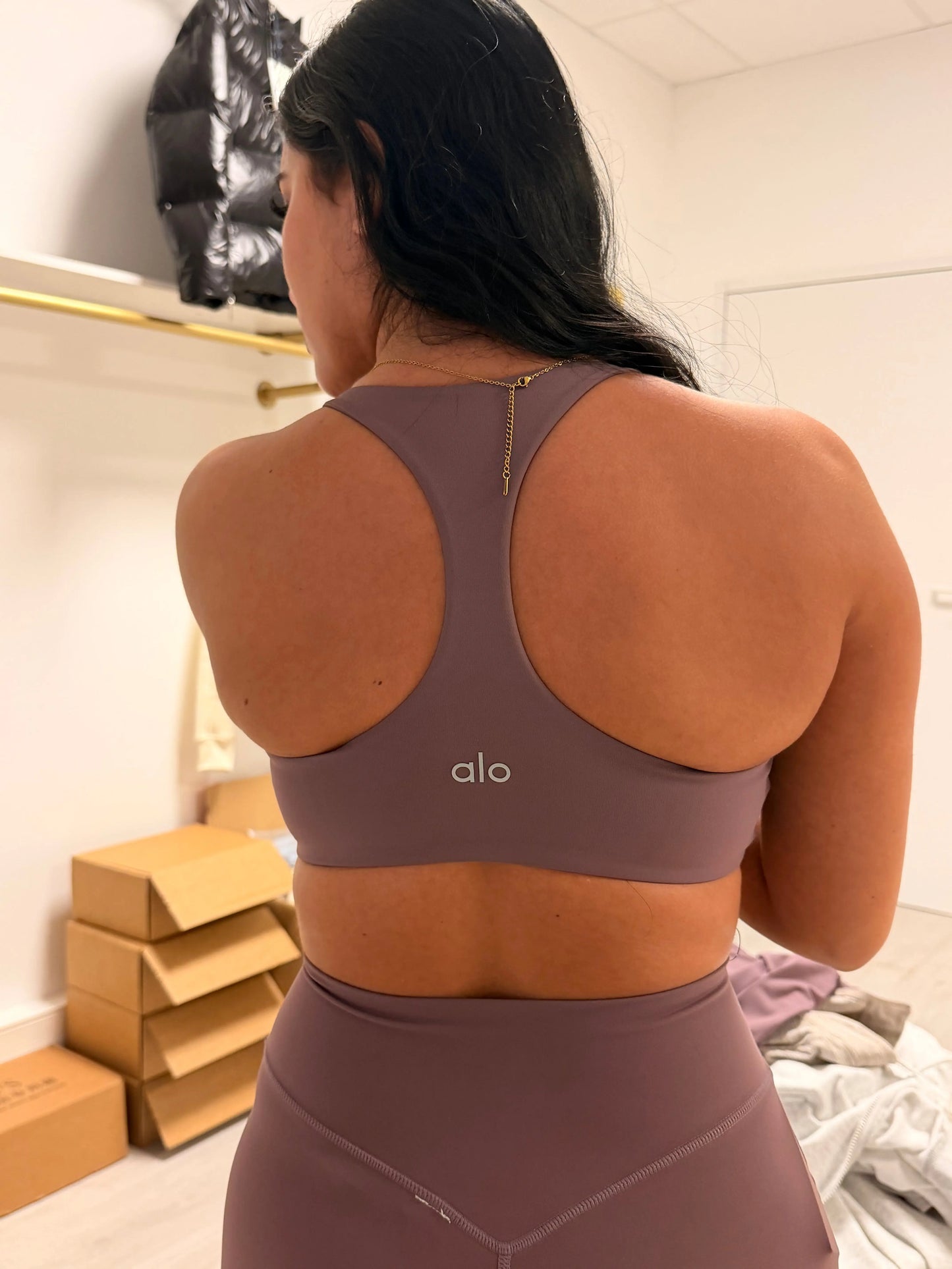 Ensemble 3 Pièces Sport Femme ALO – Legging Taille Haute, Brassière & Veste ALO – Prune