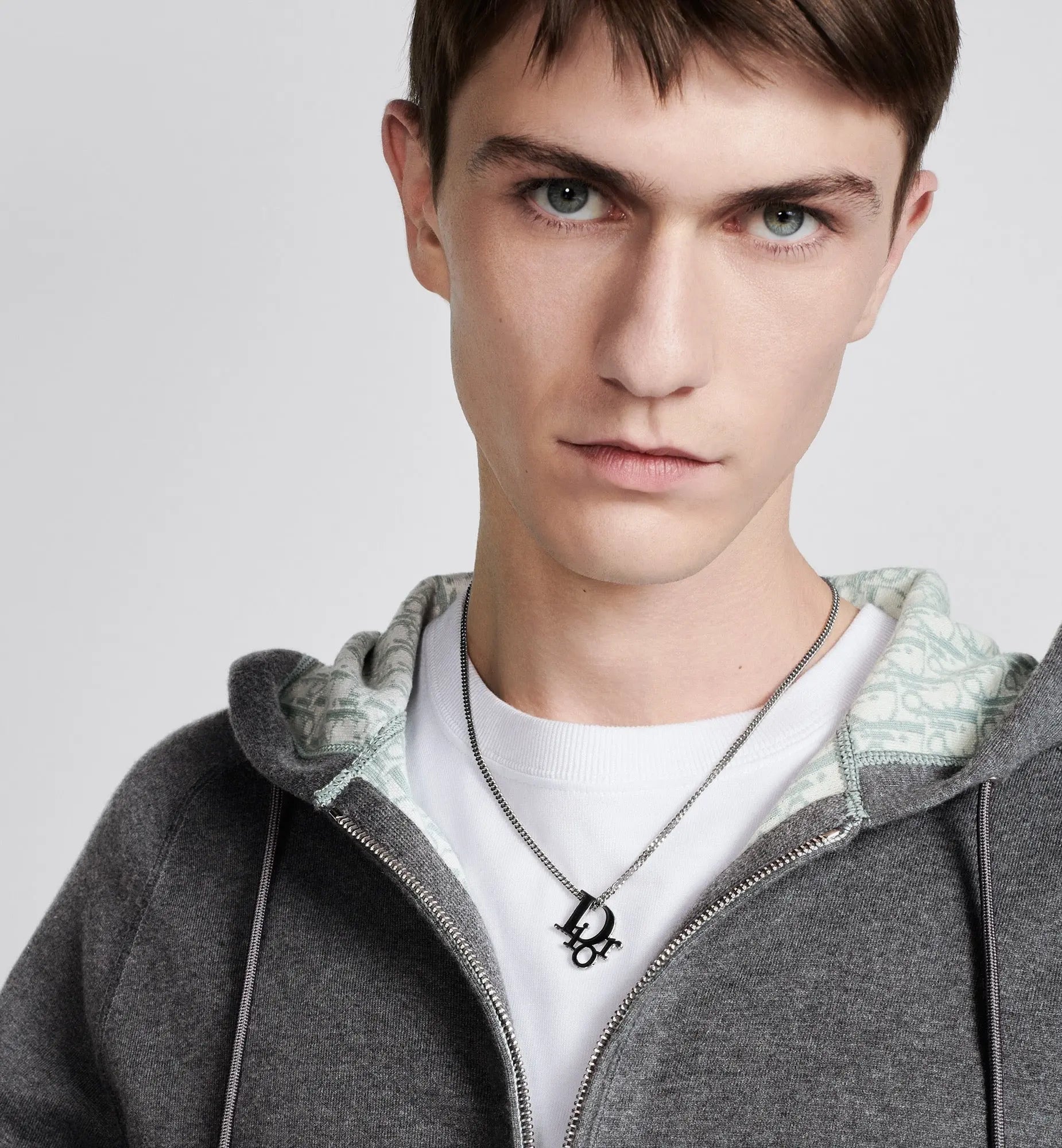 L'ensemble de survêtement à capuche Dior