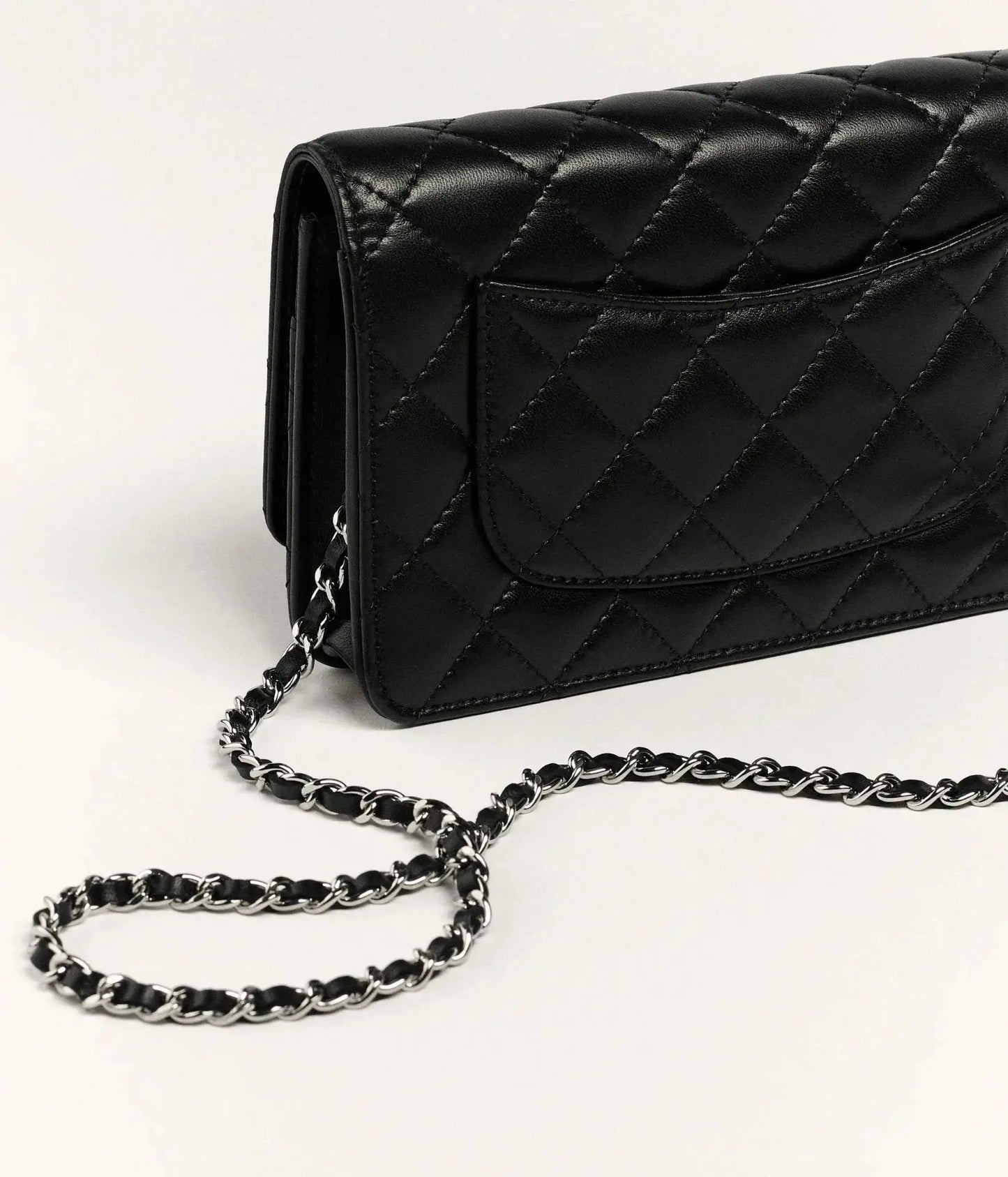 Wallet on chain classique Chanel